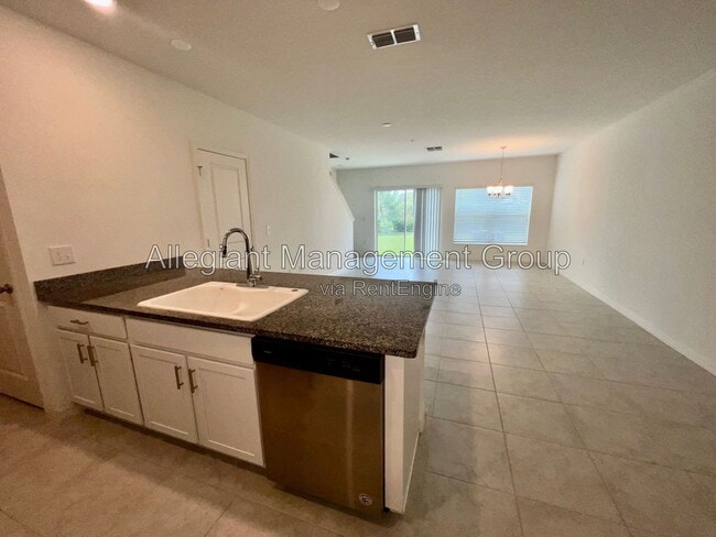 Photo - 3805 Hampton Chase Ln