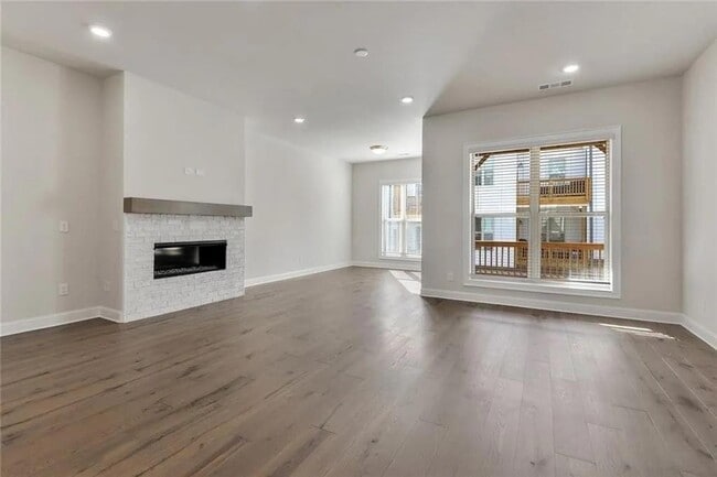 Photo - 4317 Parkside Pl