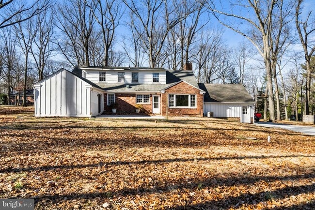 Photo - 310 Pine Tree Rd