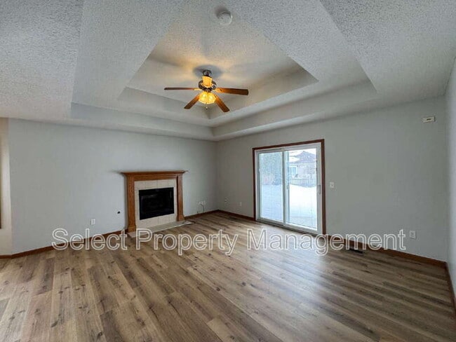 Photo - 829 Willen Ln