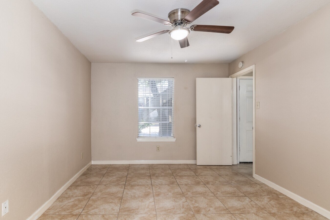 Photo - 10835 Braes Bend Dr Unidad True