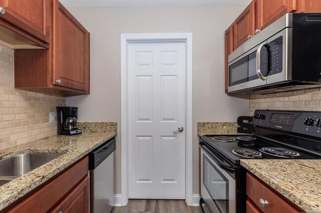 Photo - Sawgrass Apartments