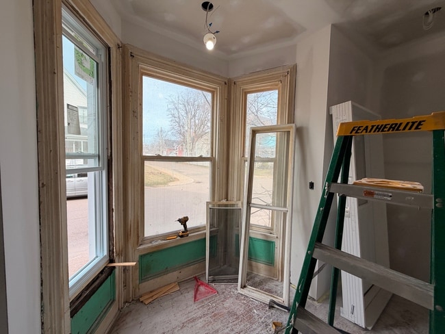 Photo - 135 Spring St