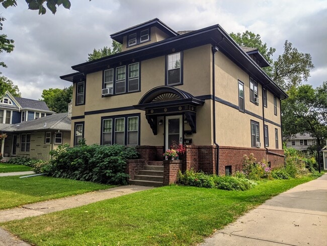 First floor apartment available - 826 Osceola Ave Apartments Unit Lower