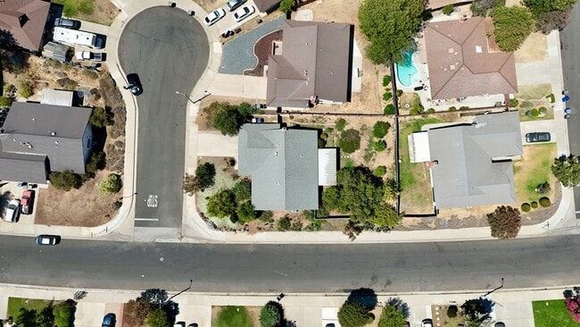 3430 Bahia Pl