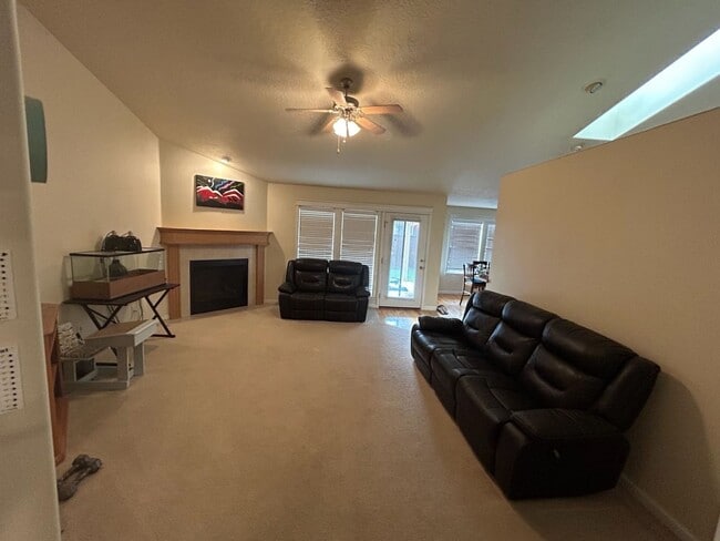 Photo - ONE LEVEL Beautiful 4 BR 2 Bath Home 2100 SF / Open and spacious home a MUST see!