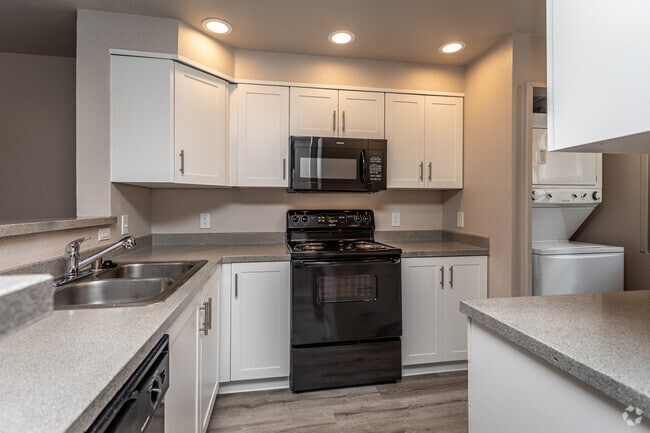 2BR, 2.5BA - 1106SF