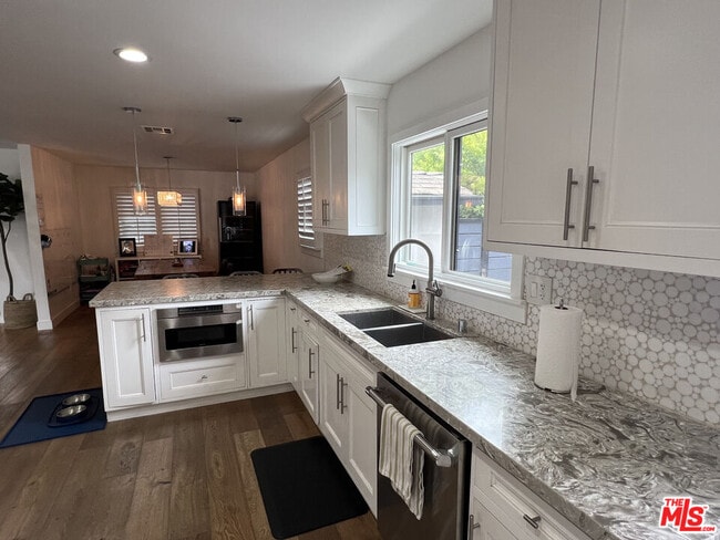 Photo - 3350 McLaughlin Ave