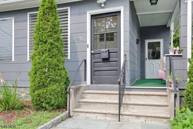 Photo - 120 Liberty St