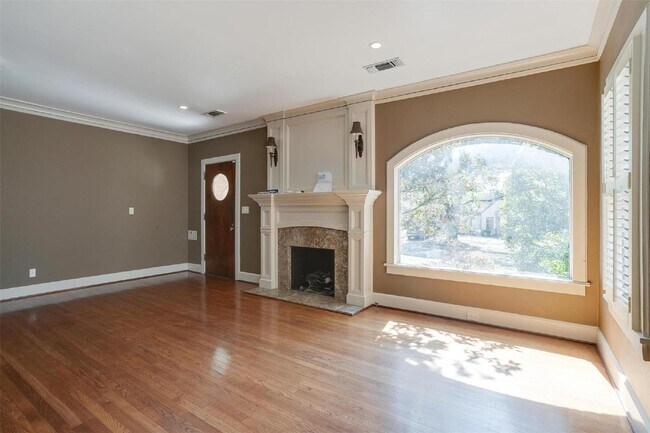 Photo - Charming home in Coveted Berkeley Place!