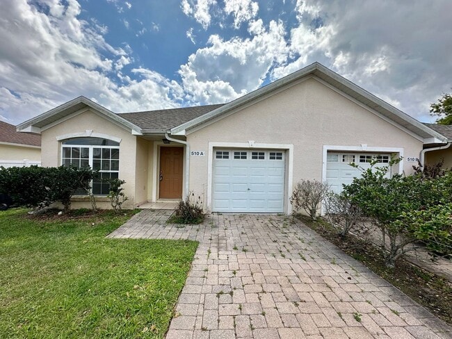 Photo - NEWLY RENOVATED Duplex available NOW!
