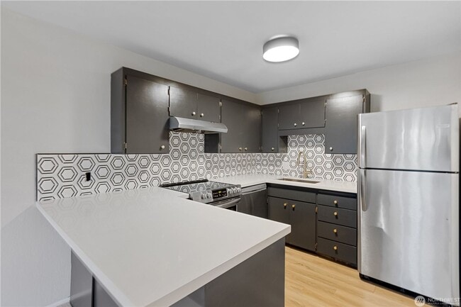 Photo - 1425 S Puget Dr Unit 301