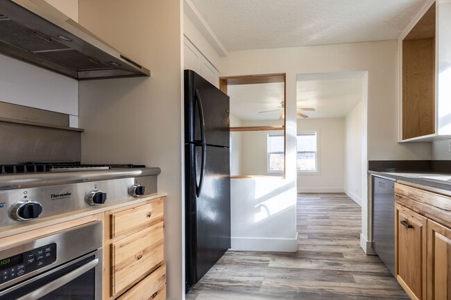 Photo - COUNTRY LIVING - 3 Bed 1 Bath with a 1 sta...