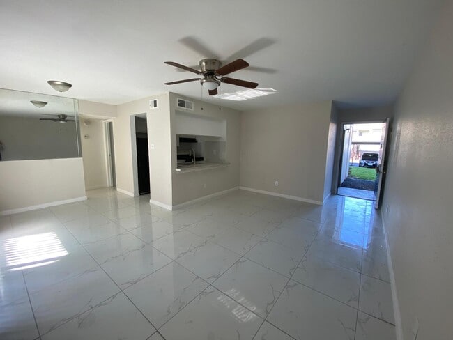 Star Beltway 8 Apartments