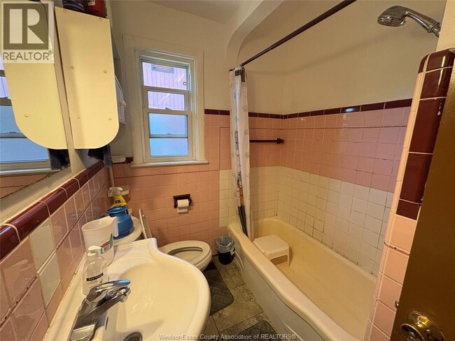 Photo - 3400 Dominion Blvd