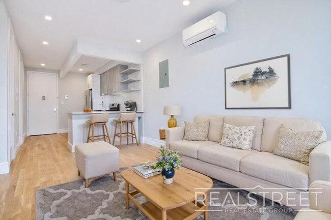 Photo - Stunning New 1 Bed in Bed Stuy Condo building Unidad 3B