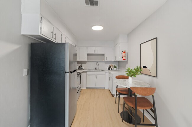 Cedarwood Apartments | Hattiesburg, MS | Starting at $799