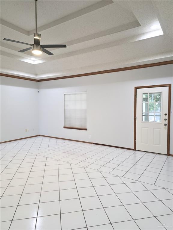 1216 W Heron Ct