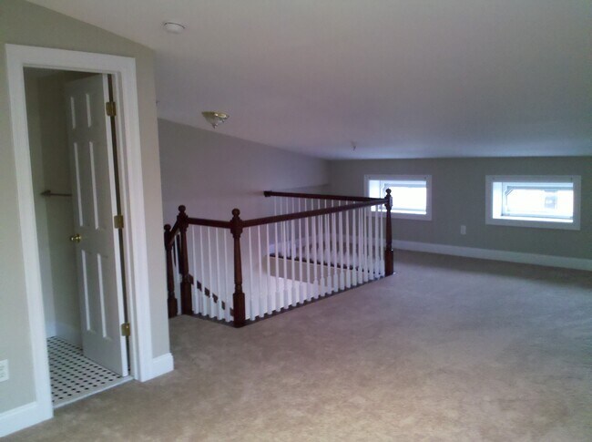 Photo - 280 State St Unit 8