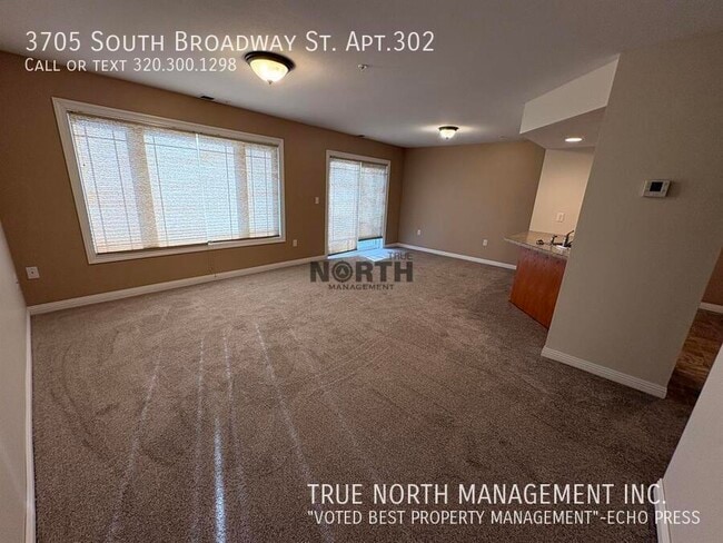 Photo - 3705 S Broadway St