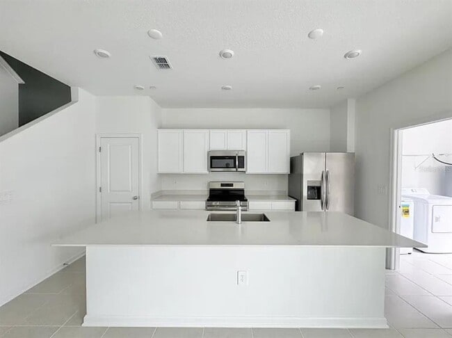 Photo - 2273 White Buffalo St