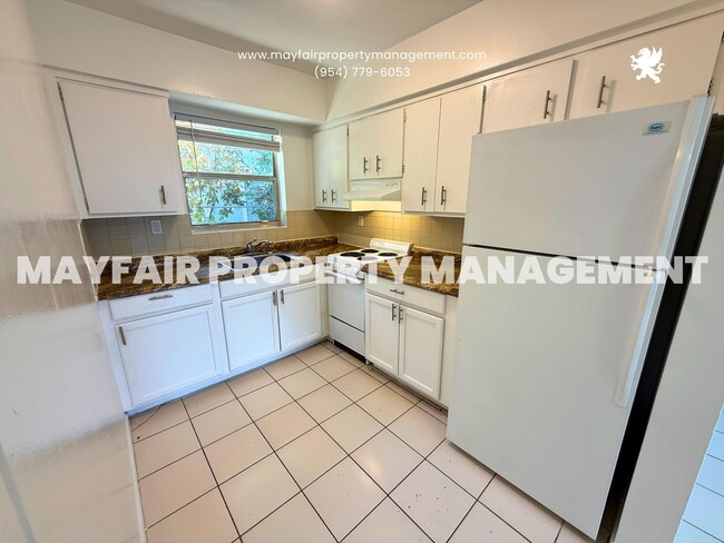 Photo - 1140 NE 25th Ave Unit 4