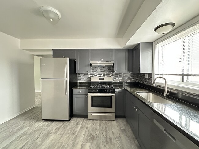 Photo - 1314 Carol St Unidad B3