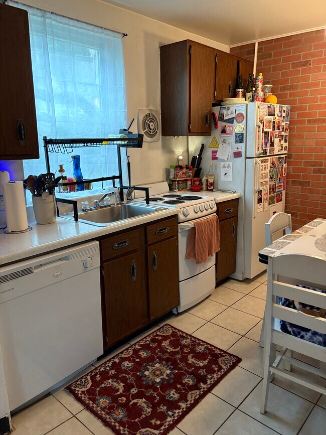 Photo - 6202 Walnut St