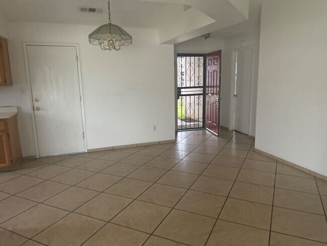 Photo - Coming soon-  Spacious 3 bed/2bath Single Family home in Delano!!