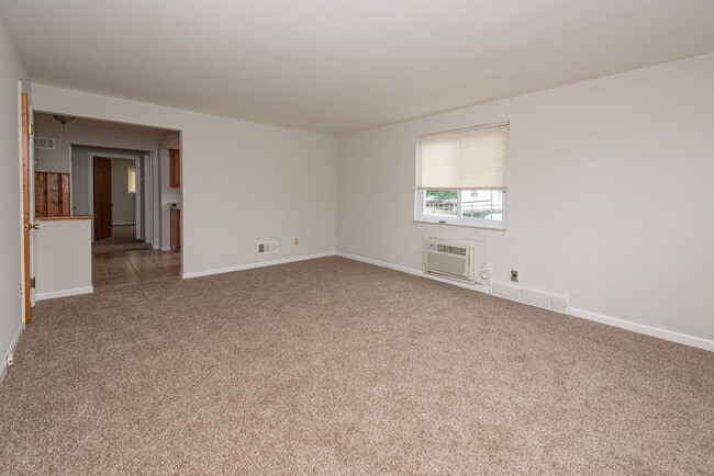 Photo - 2739 W North Bend Rd Unit 2