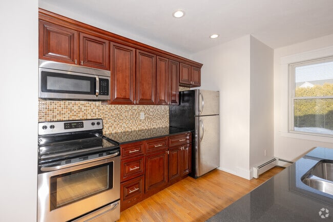 1BR, 1.5BA - 1,300SF - Kitchen