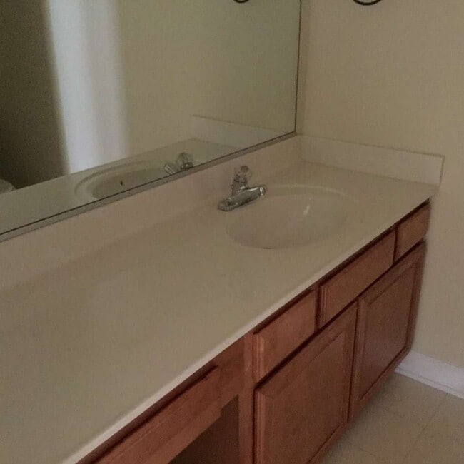 Photo - 2211 Venice Ct