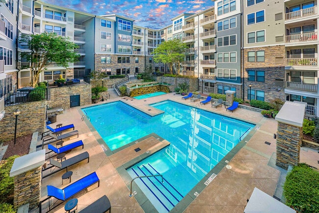 Building Photo - MAA Brookwood Rental