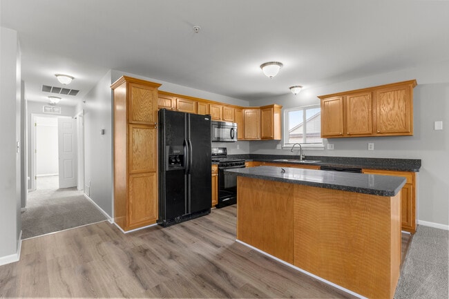 Photo - Turnberry Court