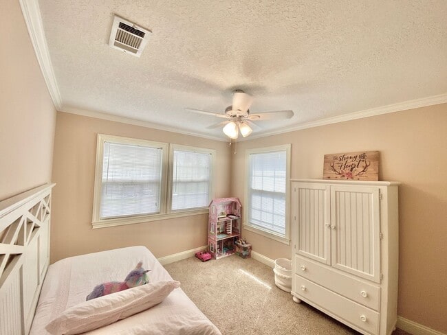 Photo - 3BD/2B Home in Waker Run Subdivision in Lake Park