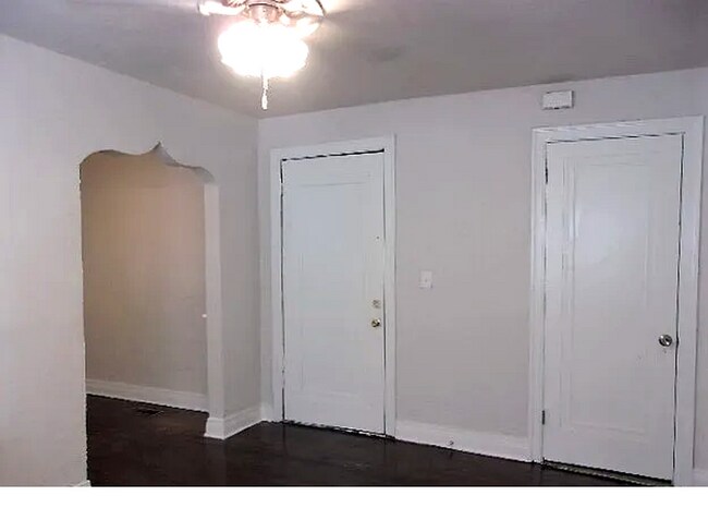 Photo - Charming Gatewood Apartment | Walk to the Plaza District Unit 1718-1