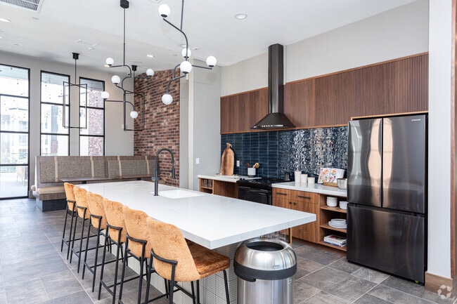 Salón social - Reveal Apartments & Townhomes