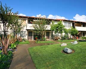 111 Tustin Plaza Apartments