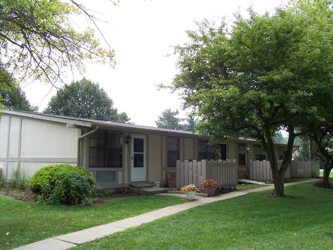 Photo - Winchester Oaks