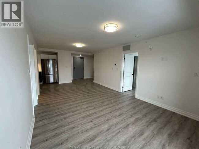 Photo - 3320 Stella Crescent Unit 613
