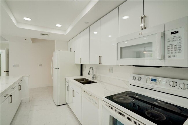Photo - 9805 NW 52nd St Unit 407
