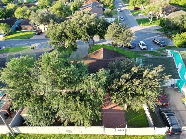 Photo - Beautiful 3 bedroom/ 2 bath home in McAllen