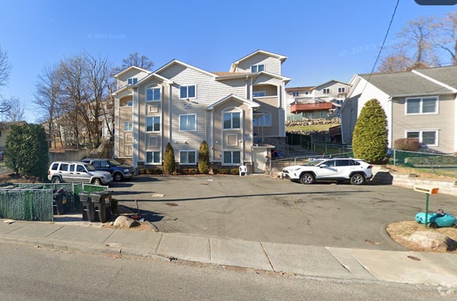 Building Photo - 129 NY-306 Rental
