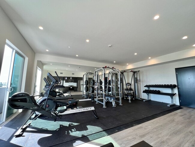 Photo - THE ROSE. at OVERLAND