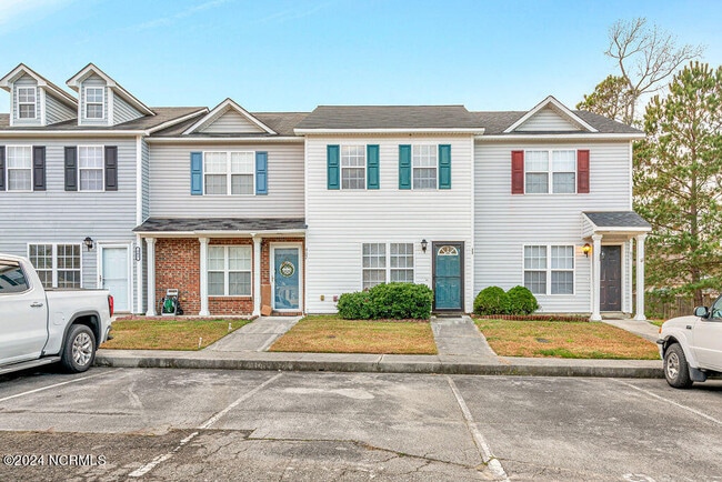 Photo - 909 Timberlake Trail Townhome