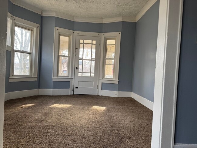 Photo - 386 Ridgeway Ave Unit 03