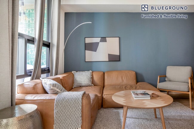 Photo - 350 Eleventh Ave Unit FL4-ID37