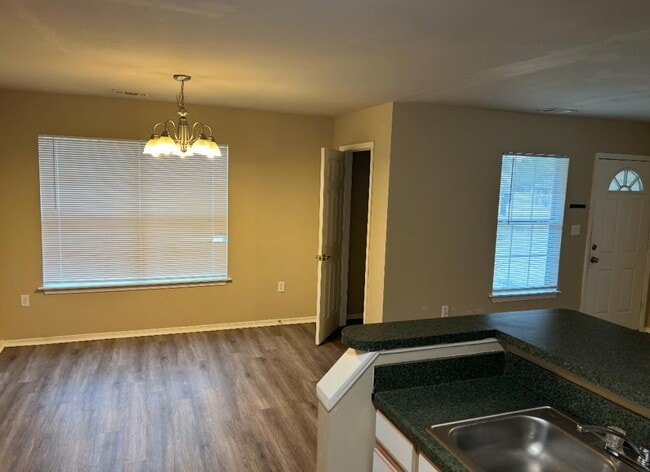 Photo - 103 Coppertop Trail, Unit B