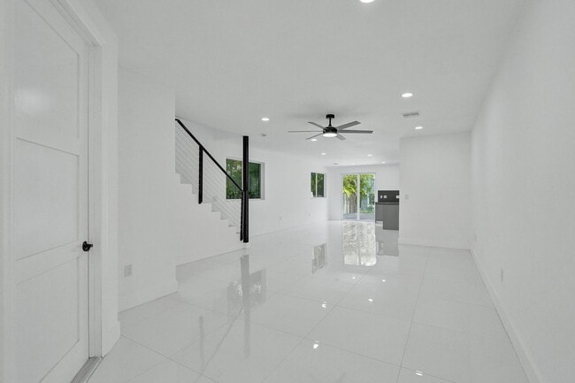 Photo - 1215 W Las Olas Blvd
