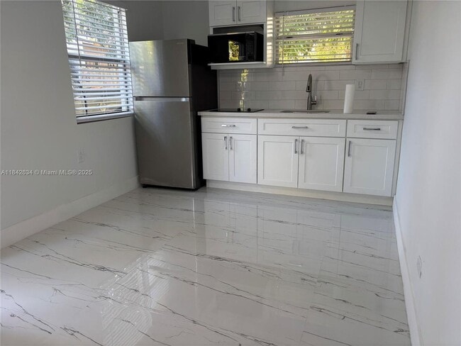 Building Photo - 214 NW 46th Ave Unit 214-214 Rental